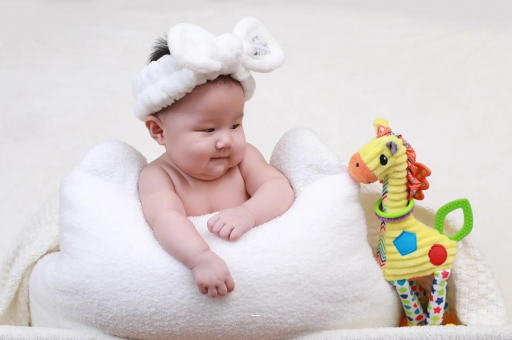 专业试管借卵代怀机构宝宝几个月翻身